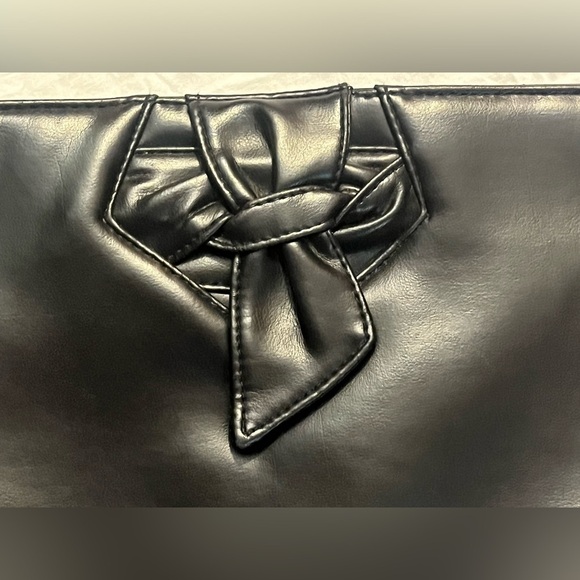 Almondo Originals Faux(?) Leather Black Clutch Bag - Picture 2 of 15